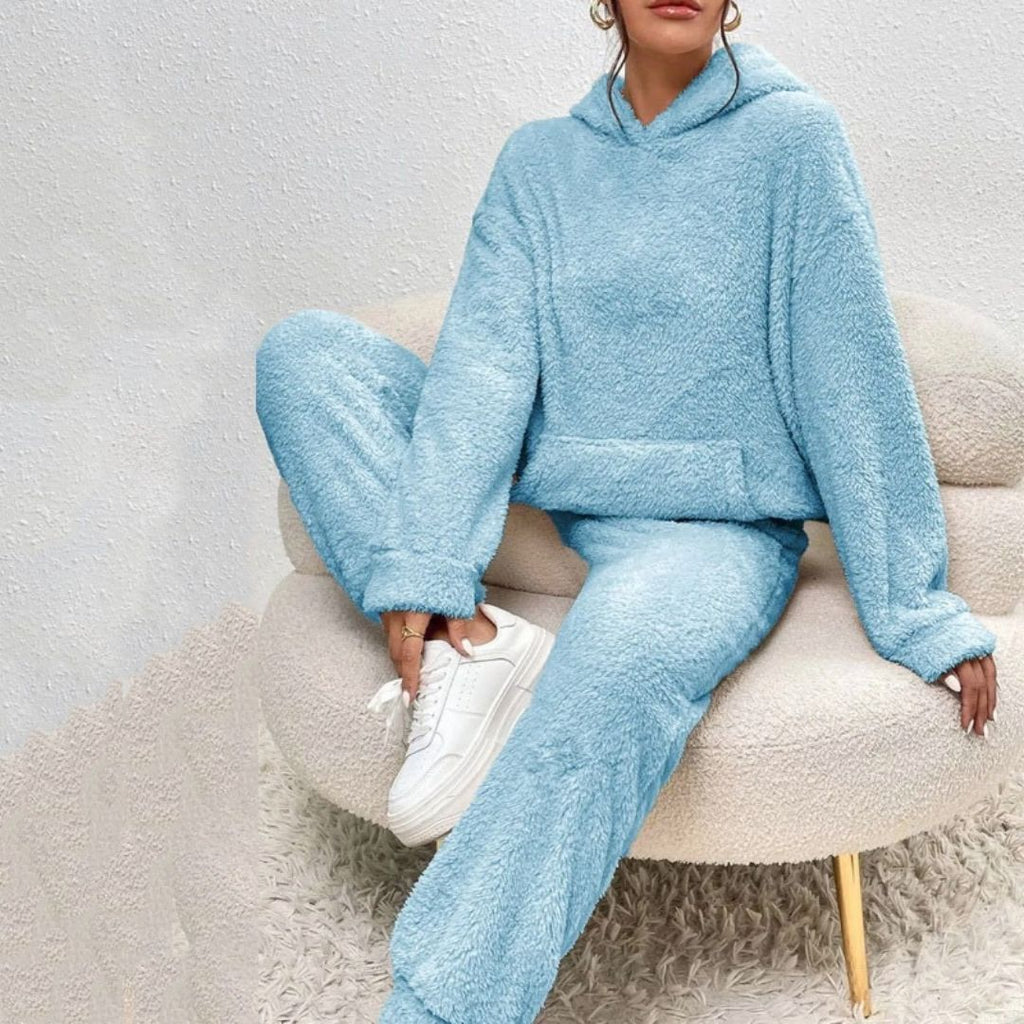 Alexa | Cozy Hooded Two-Piece Lounge Set with Flattering Fit - Lumina