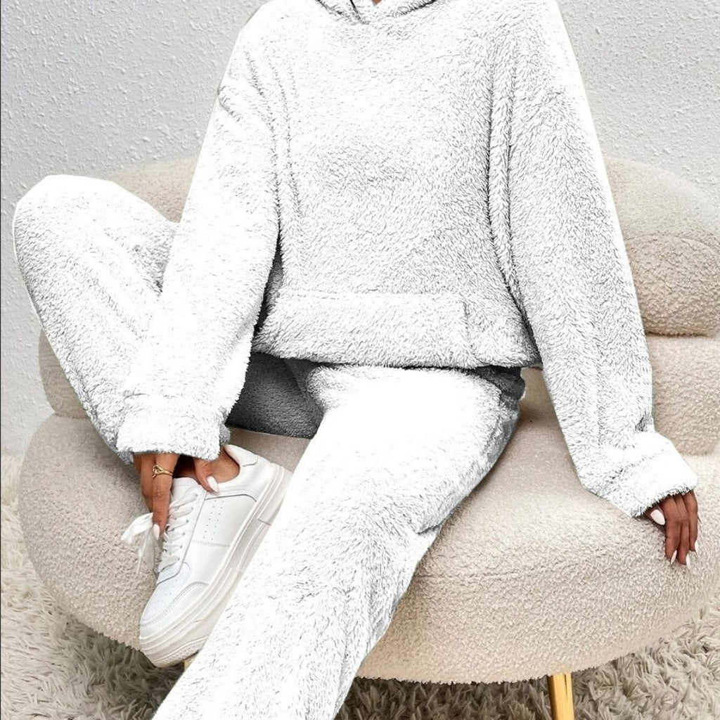 Alexa | Cozy Hooded Two-Piece Lounge Set with Flattering Fit - Lumina