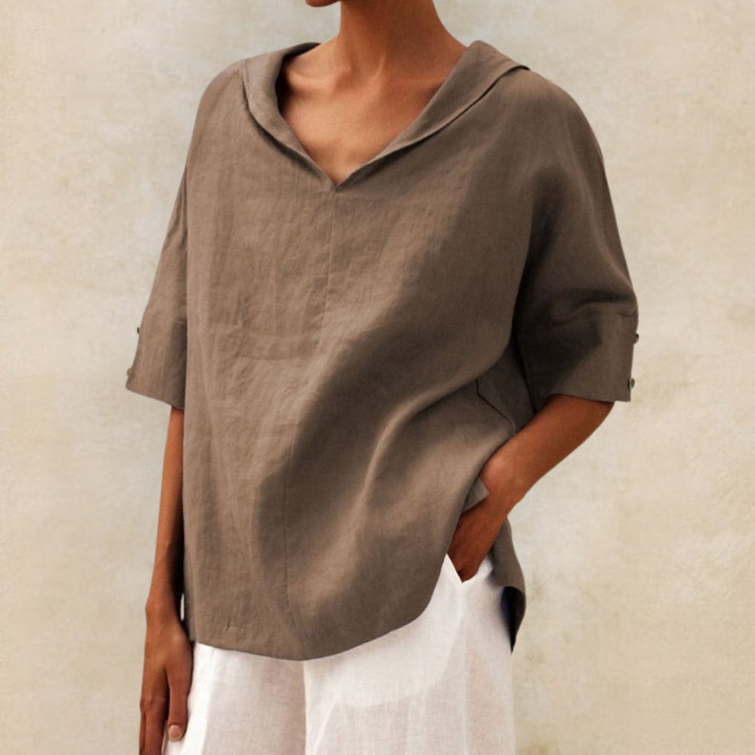 Clara | Relaxed Fit V-Neck Top with Effortless Style - Lumina