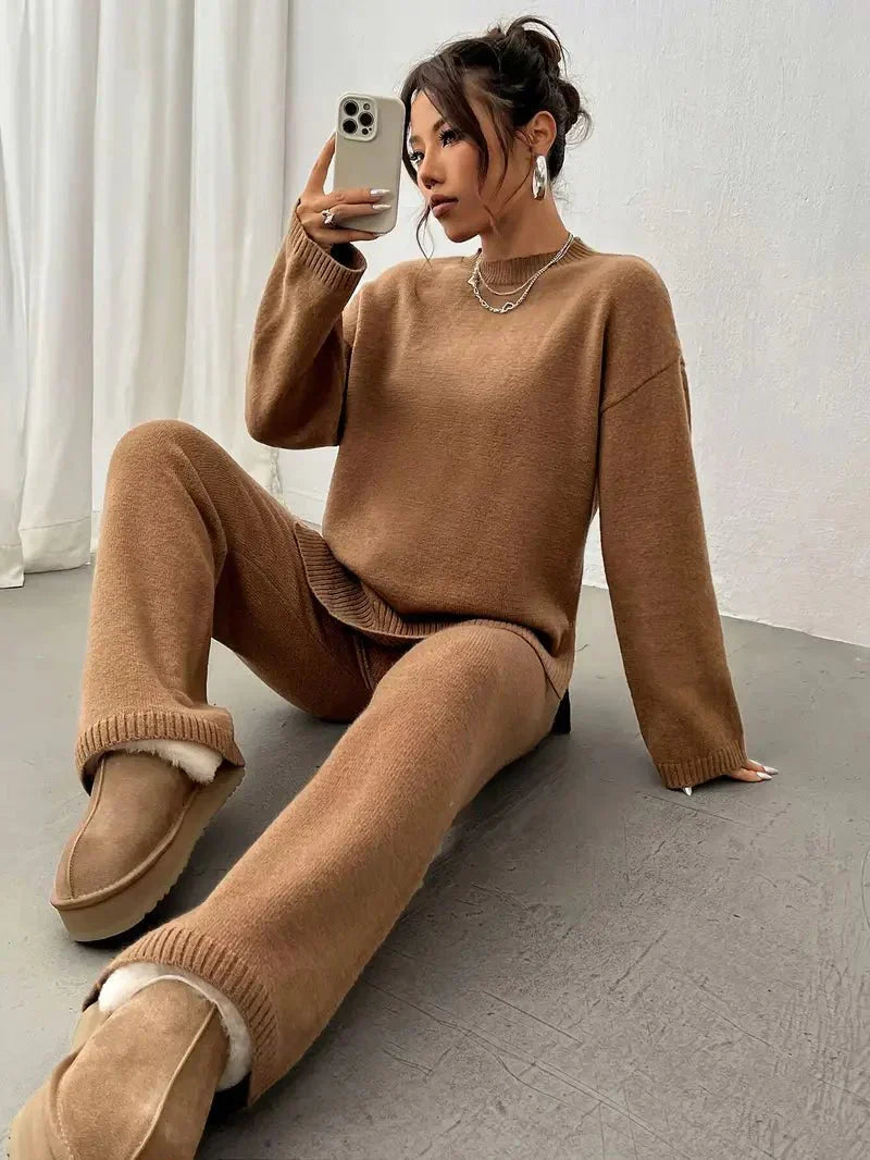 Isabella | Relaxed Fit Two-Piece Matching Outfit with Coordinated Style - Lumina