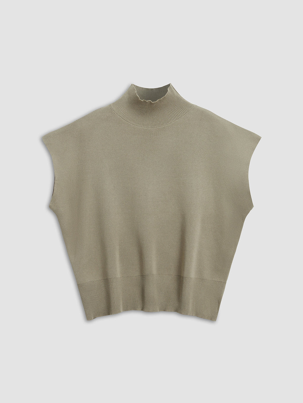 Michelle | Modern Mock Neck Casual Top with Tailored Fit - Lumina