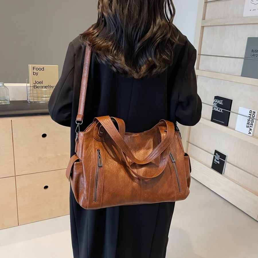 Amber | Elegant Black Shoulder Bag with Functional Design - Lumina