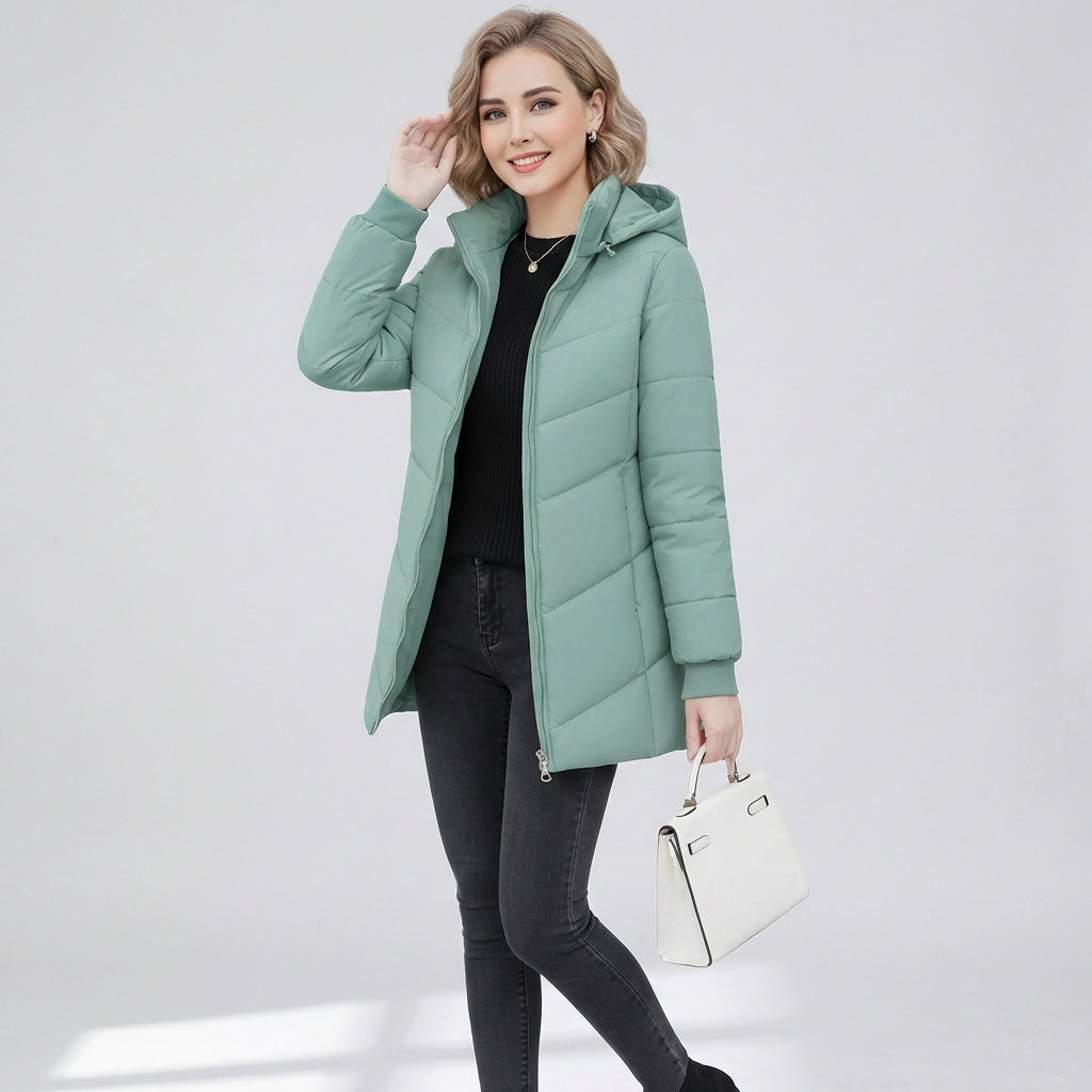 Ava | Sleek Quilted Hooded Puffer Jacket with Streamlined Fit - Lumina