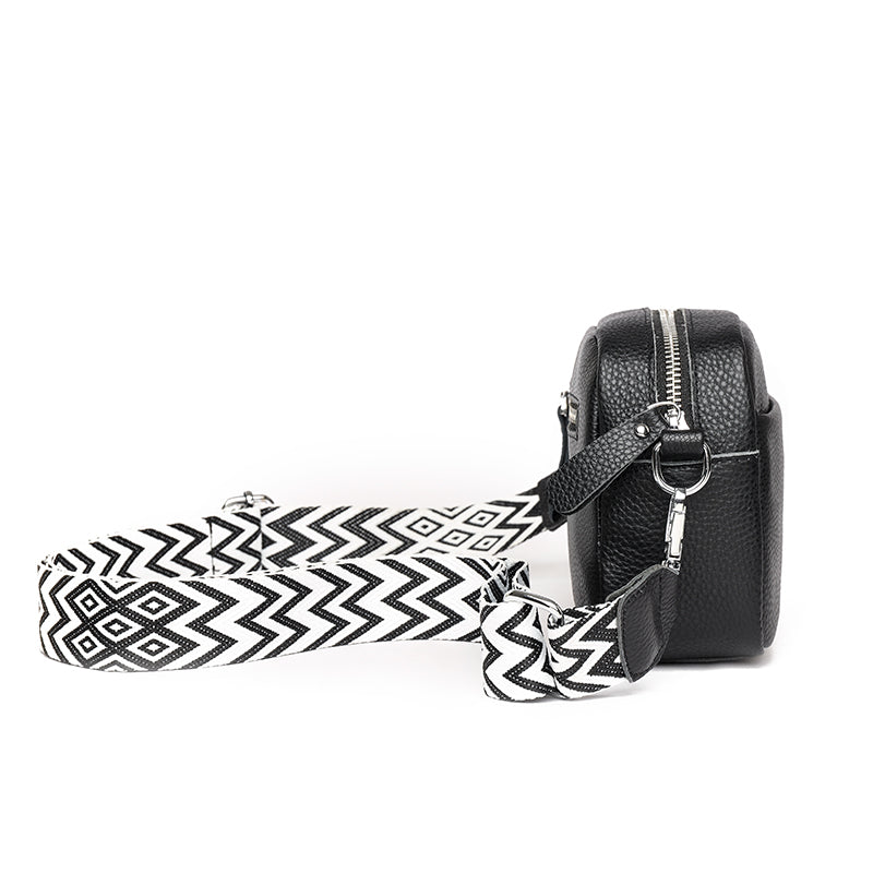 Bella | Chic Compact Black Leather Shoulder Bag - Lumina
