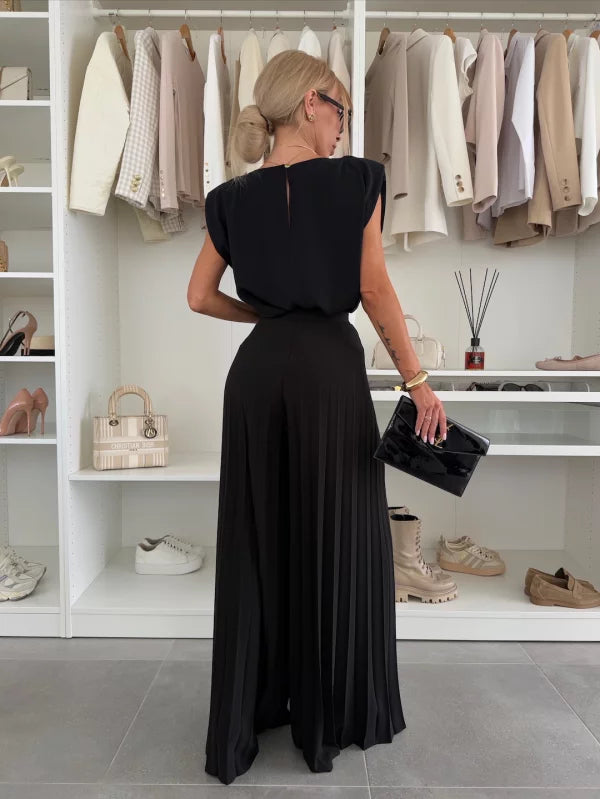 Daisy | Elegant Pleated Two Piece Set with Flattering Fit - Lumina