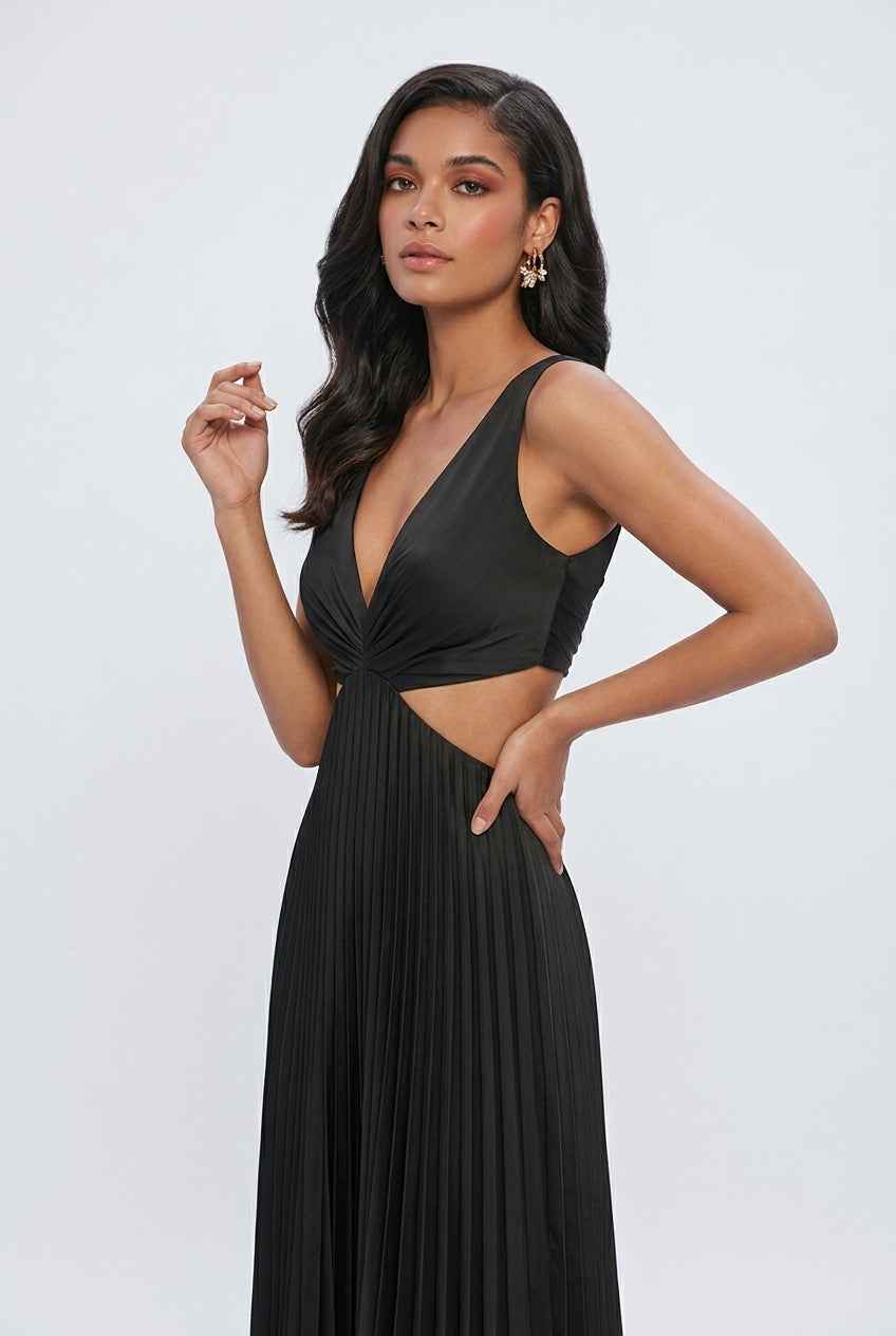 Elena | Elegant Black Pleated Dress with Flattering Silhouette - Lumina