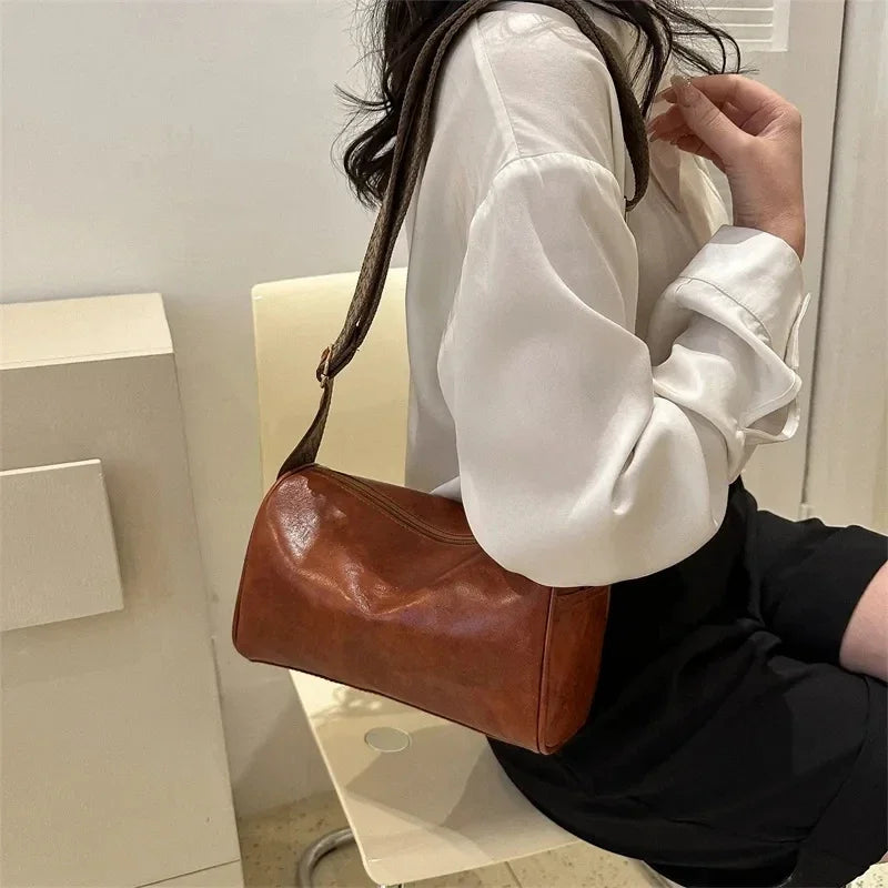 Florence | Sleek Minimalist Crossbody Bag with Patterned Strap - Lumina