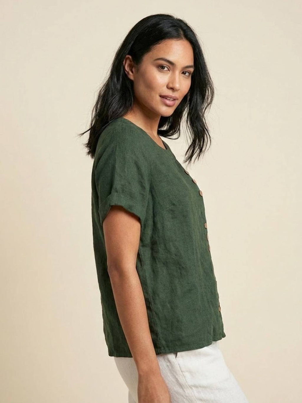 Grace | Relaxed Linen Blouse with Button Detail - Lumina