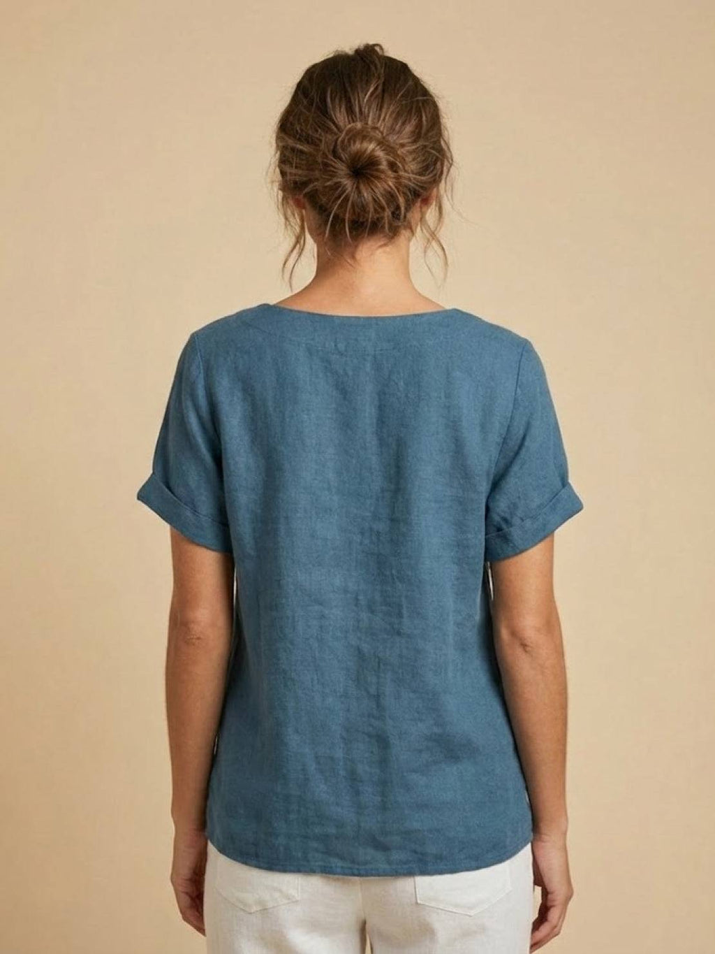 Grace | Relaxed Linen Blouse with Button Detail - Lumina