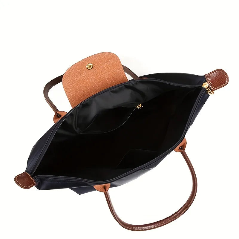 Isabella | Chic Black Faux Leather Handbag with Spacious Design - Lumina