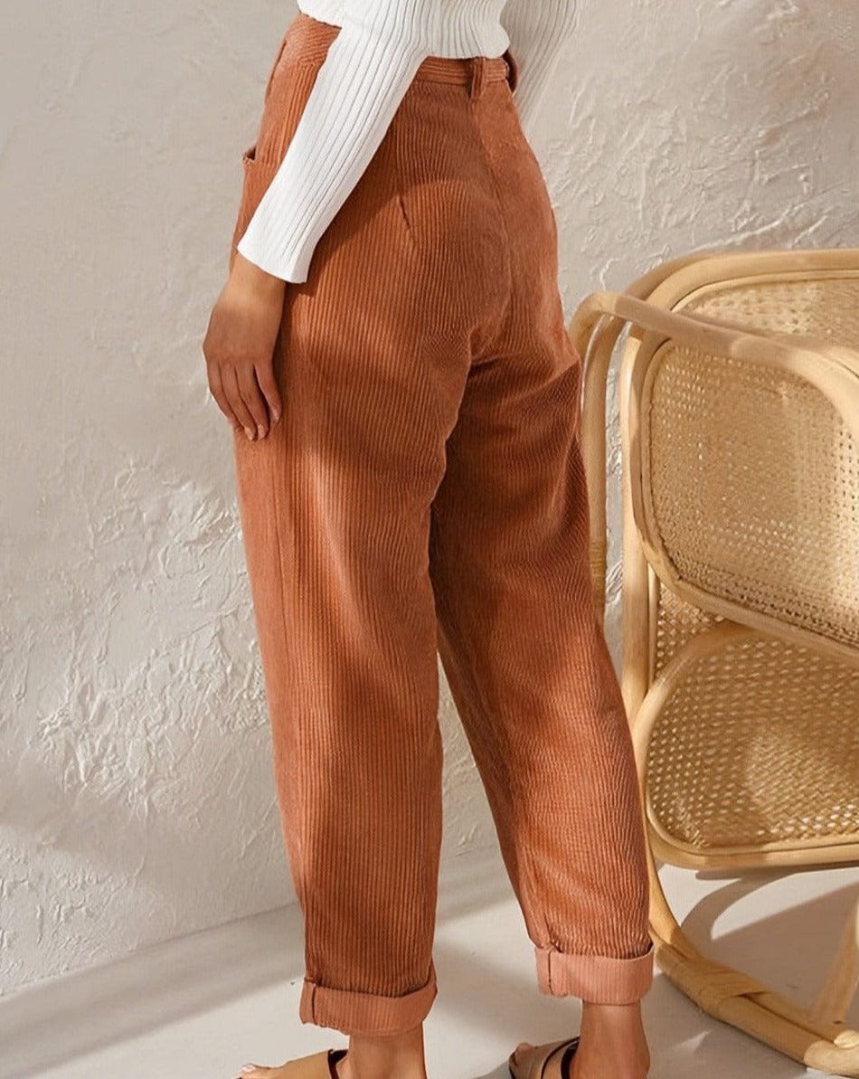 Isabella | Chic Brown Corduroy Trousers with Flattering Fit - Lumina