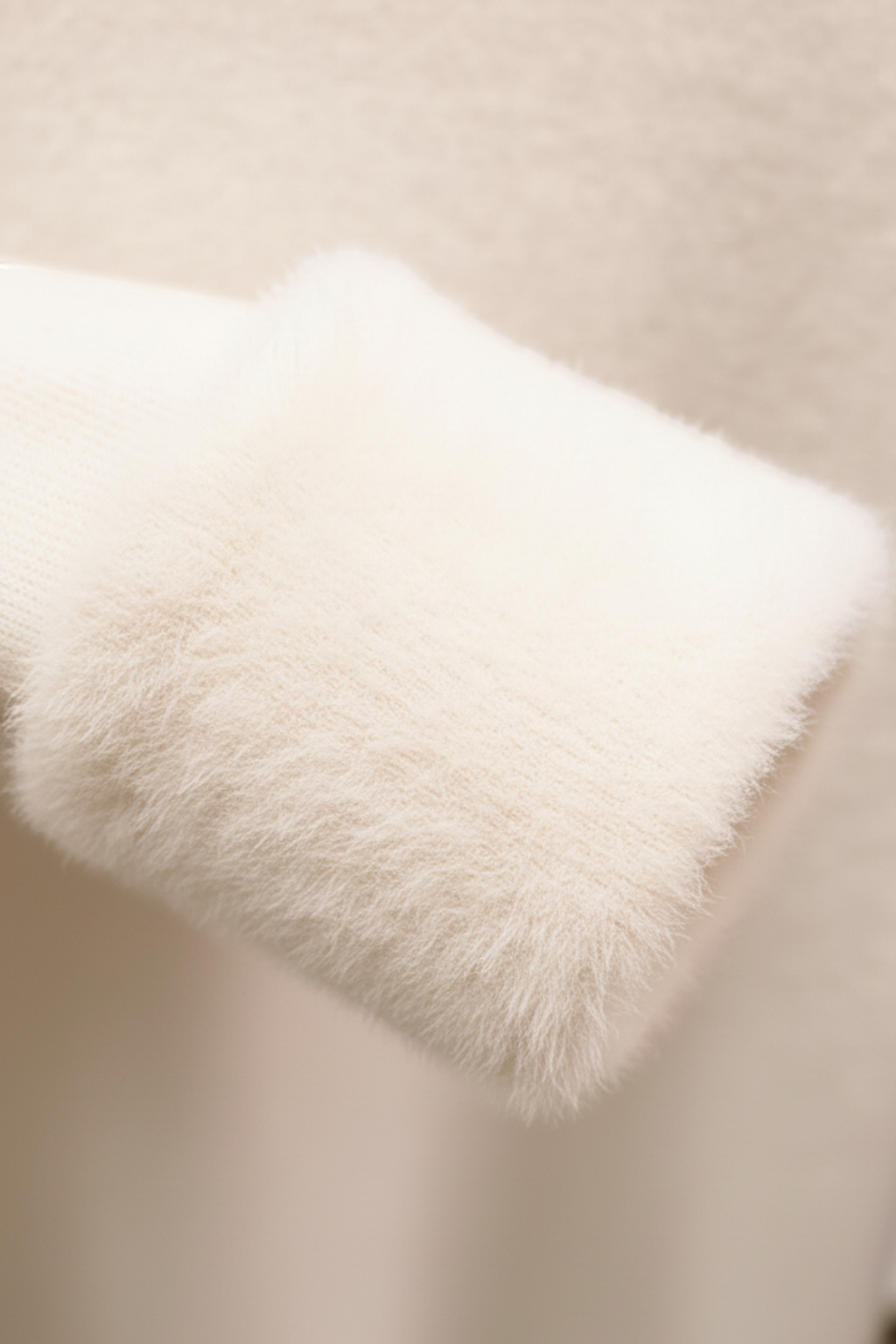 Isabella | Elegant Apricot Turtleneck Sweater with Slim Fit - Lumina