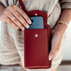 Isabella | Elegant Black Leather Clutch Bag with Versatile Strap - Lumina