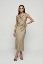 Isabella | Elegant Khaki Summer Dress with Sophisticated Fit - Lumina
