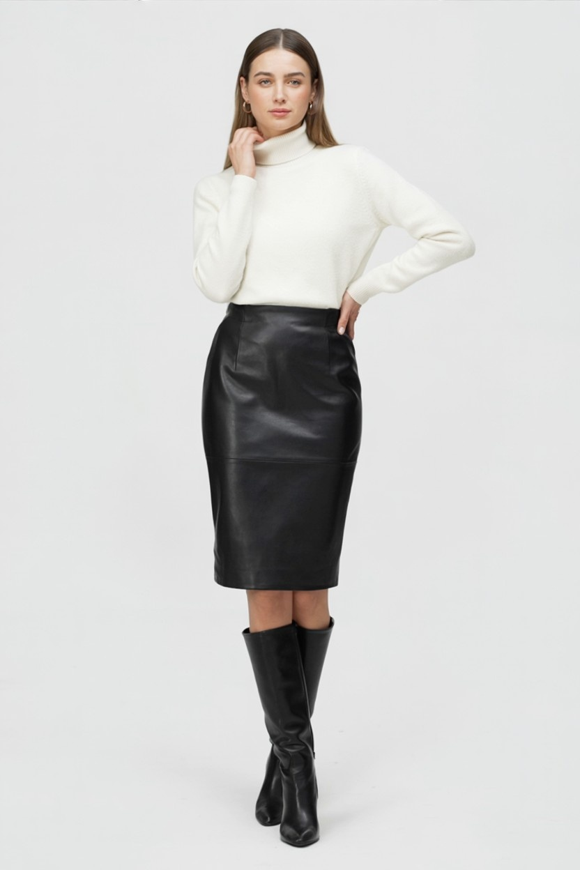 Isabella | Elegant Slim Fit White Turtleneck Sweater - Lumina