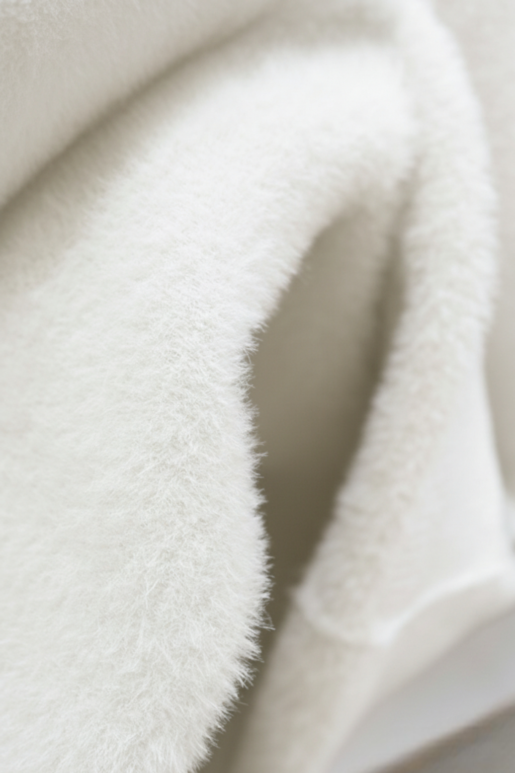 Isabella | Elegant Slim Fit White Turtleneck Sweater - Lumina