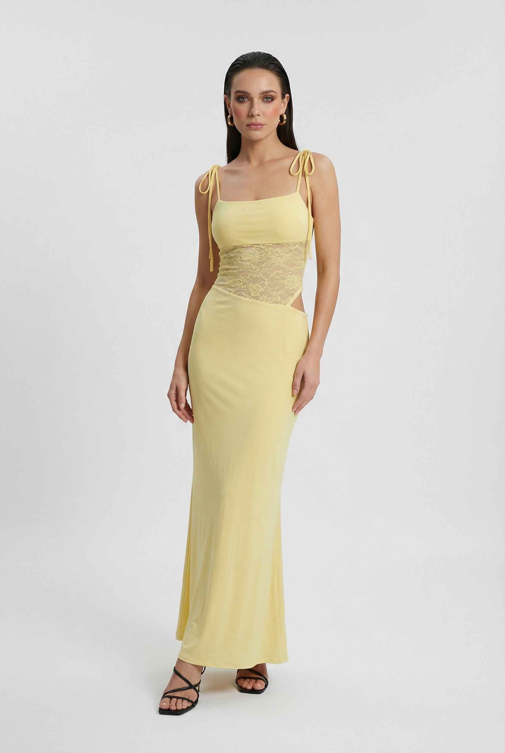Isabella | Elegant Yellow Lace Summer Dress with Versatile Fit - Lumina