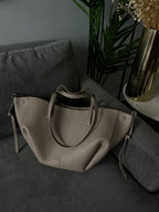 Isabella | Oversized Vintage Handbag with Versatile Straps - Lumina