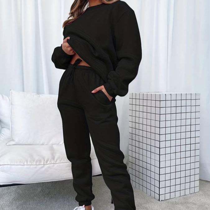 Jenna | Relaxed Minimalist Sweat Set with Jogger Pants - Lumina
