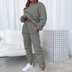 Jenna | Relaxed Minimalist Sweat Set with Jogger Pants - Lumina