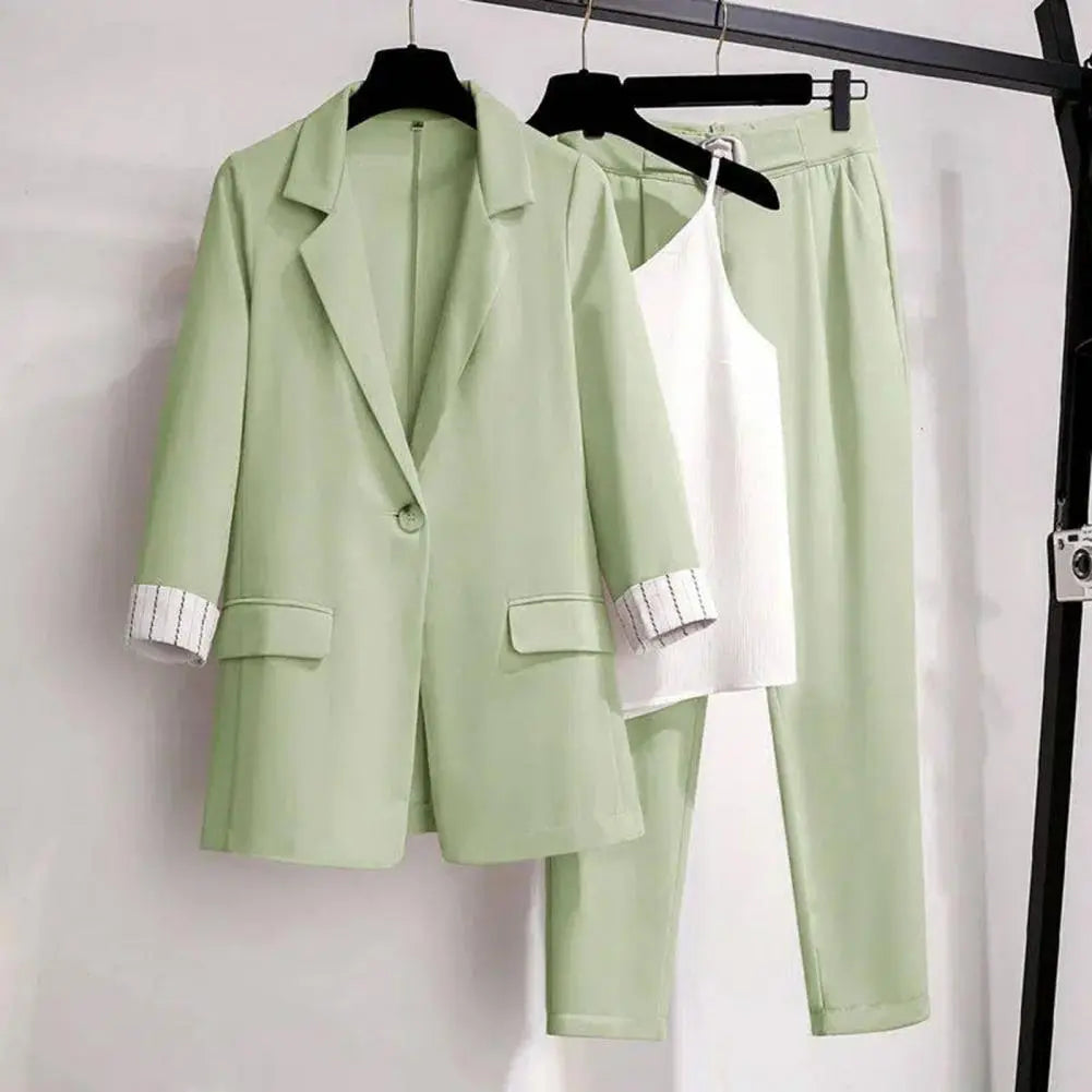 Joanna | Tailored Blazer, Sleek Pants & Versatile Top - 2 Piece Matching Outfit - Lumina