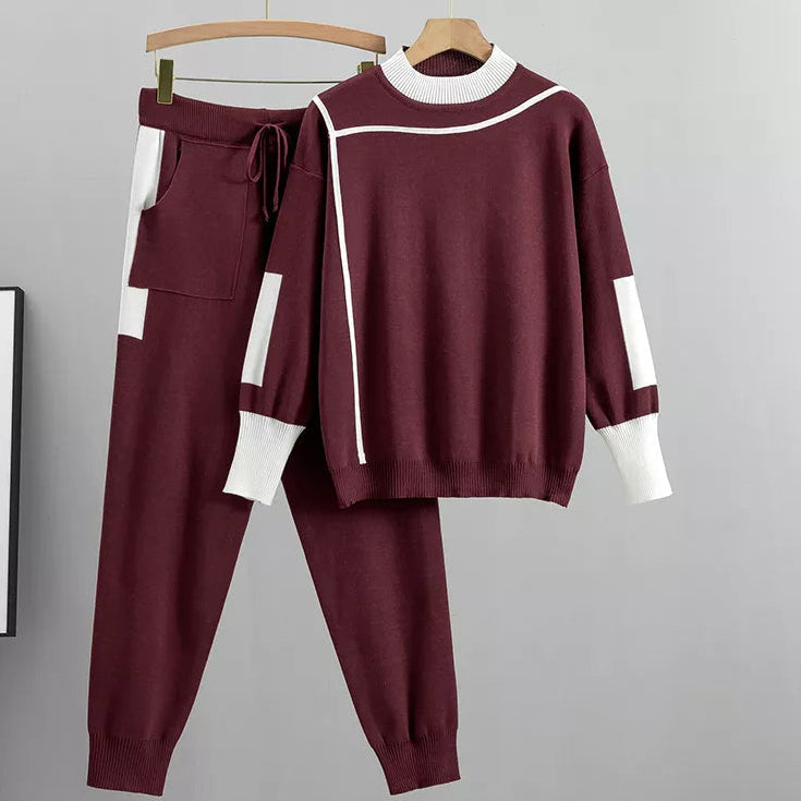 Kaitlyn | Relaxed Chic Lounge Set with Modern Accents - Lumina
