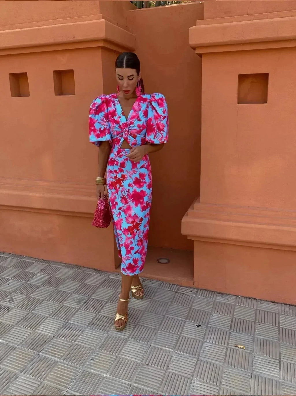Loren - Vibrant Puff Sleeve Dress