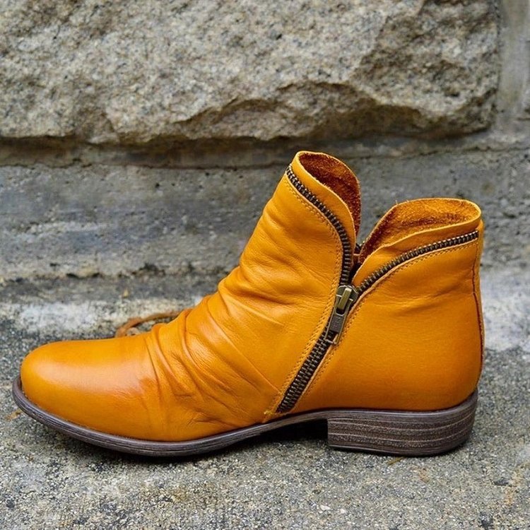 Makayla | Classic Black Leather Ankle Boots with Sleek Design - Lumina