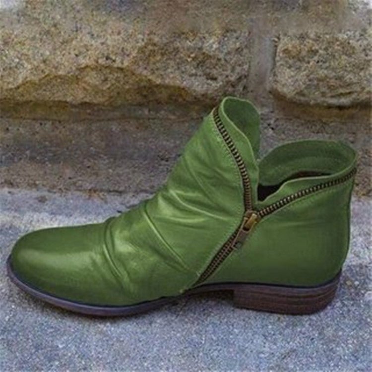 Makayla | Classic Black Leather Ankle Boots with Sleek Design - Lumina