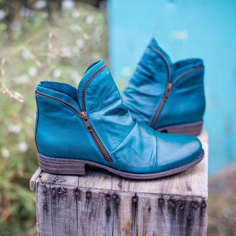 Makayla | Classic Black Leather Ankle Boots with Sleek Design - Lumina