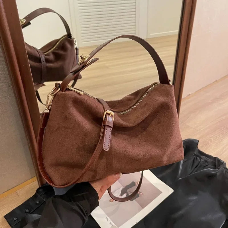 Marielle | Textured Minimalist Shoulder Bag with Curved Shape - Lumina