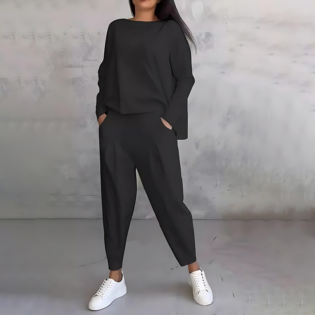 Maya | Flowy Lounge Set with Tapered Pants - Lumina
