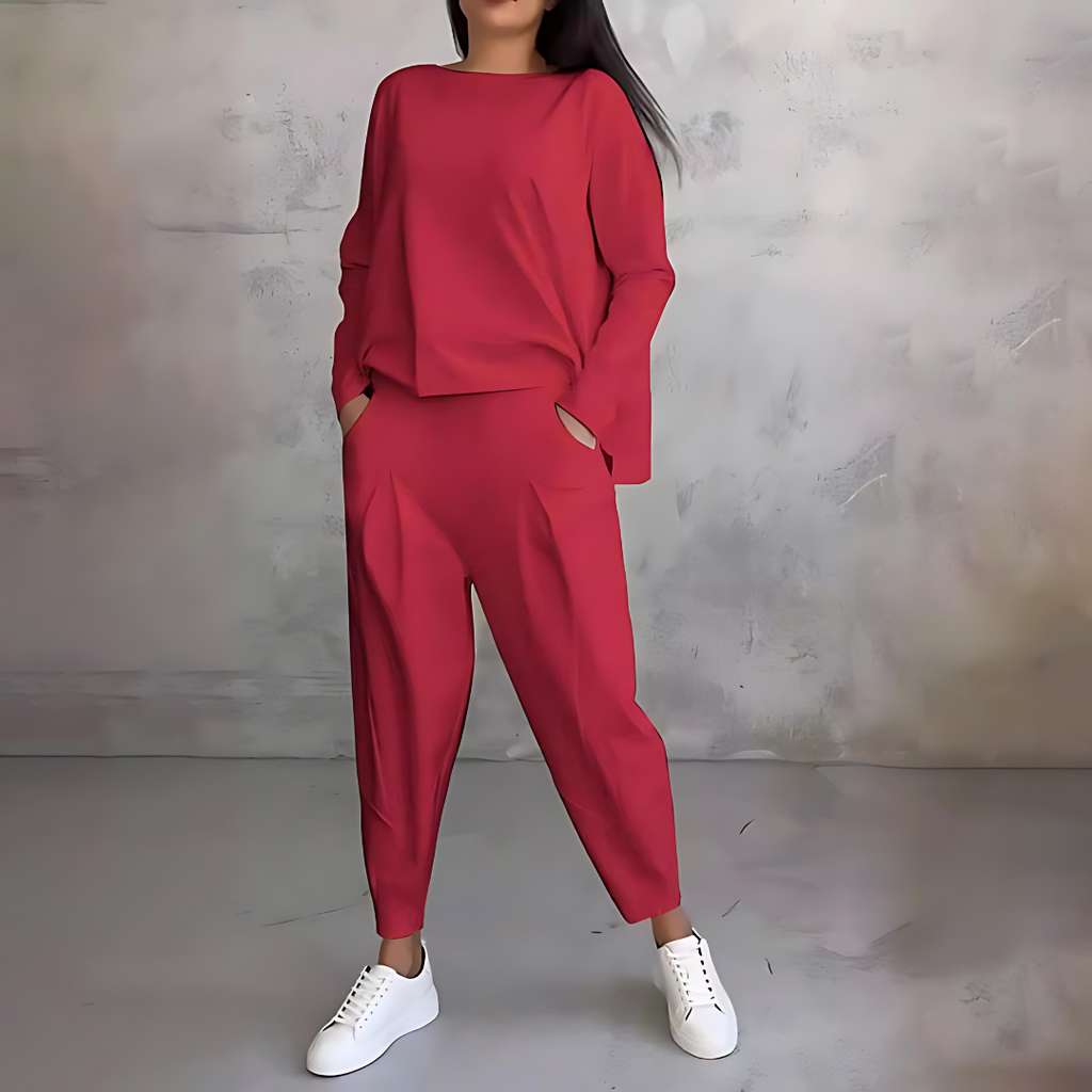 Maya | Flowy Lounge Set with Tapered Pants - Lumina