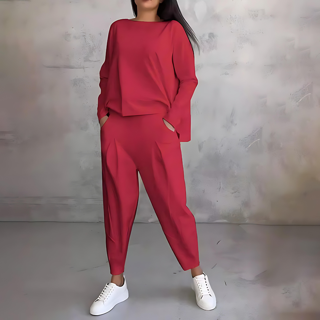 Maya | Flowy Lounge Set with Tapered Pants - Lumina