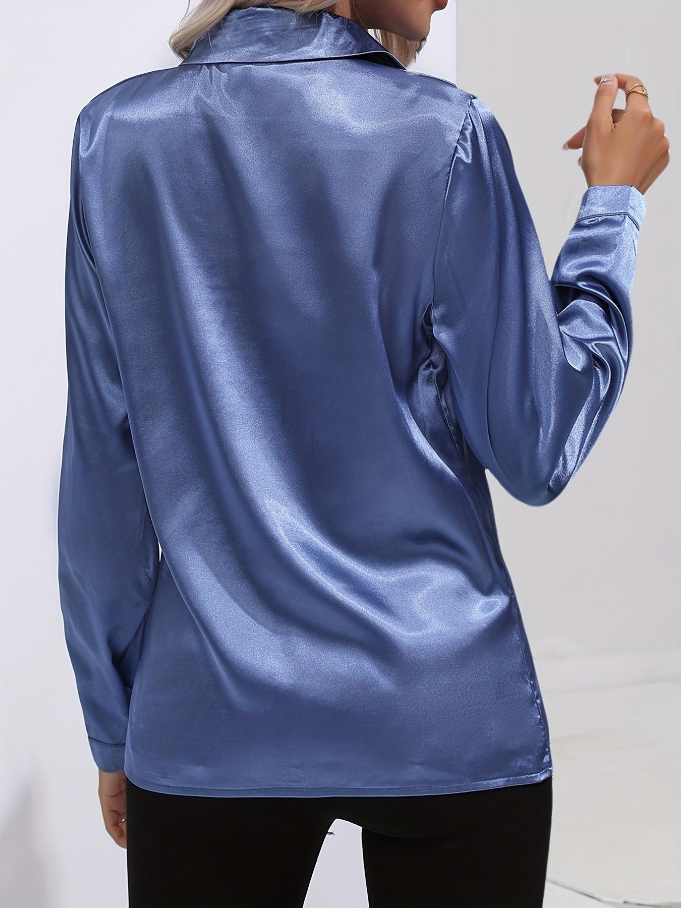 Sarah | Elegant Button-Down Blouse with Long Sleeves - Lumina