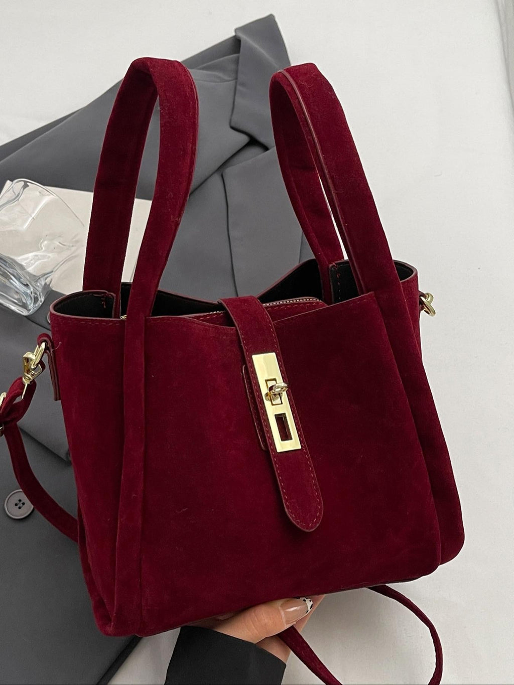 Serena | Chic Retro Crossbody Handbag with Versatile Design - Lumina