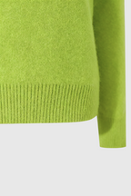Serena | Cozy Light Green V-Neck Women's Sweater with Flattering Fit - Lumina