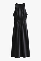Serena | Elegant Black Maxi Dress with Flattering Silhouette - Lumina