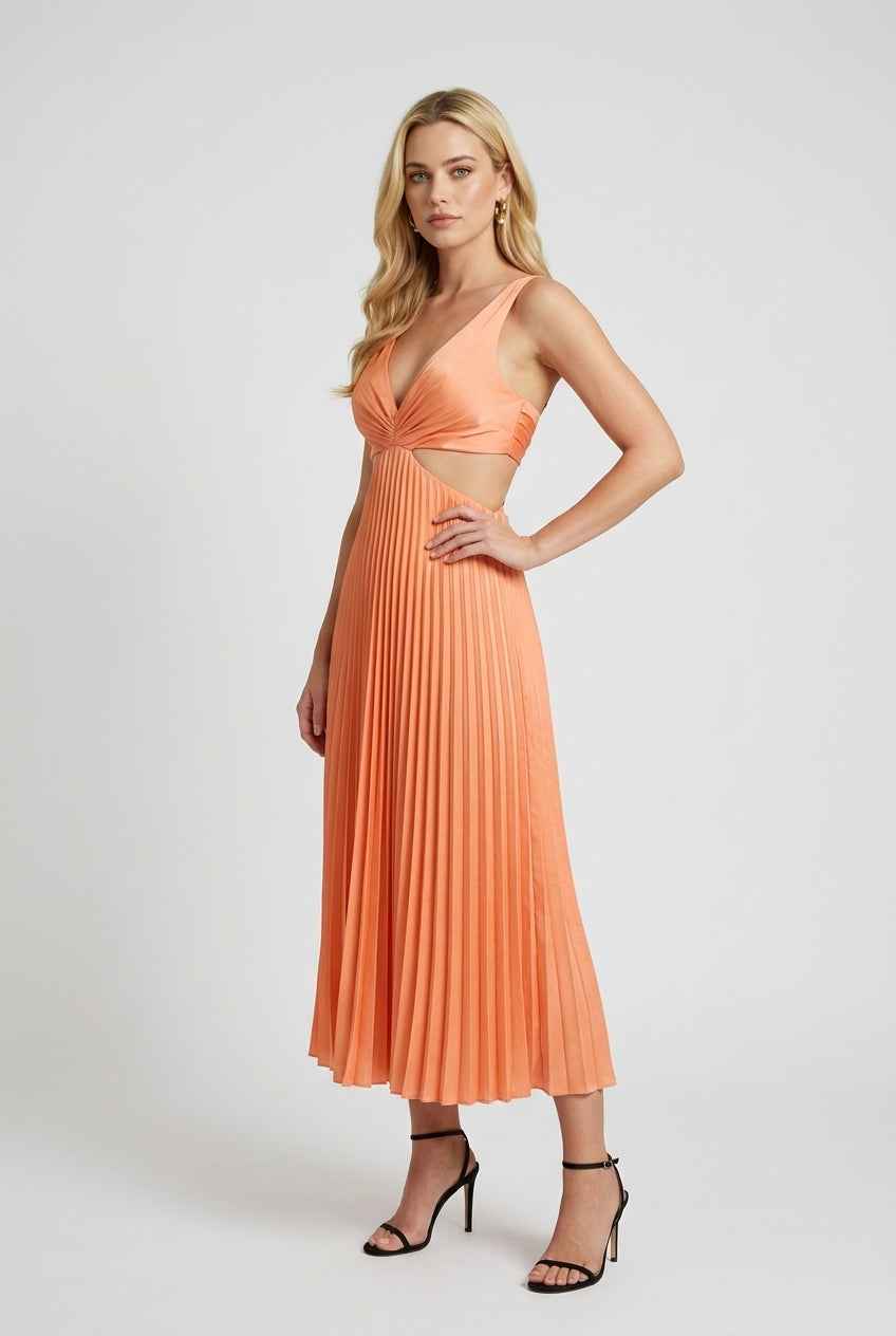 Serena | Elegant Pleated Midi Dress with Flattering Fit - Lumina