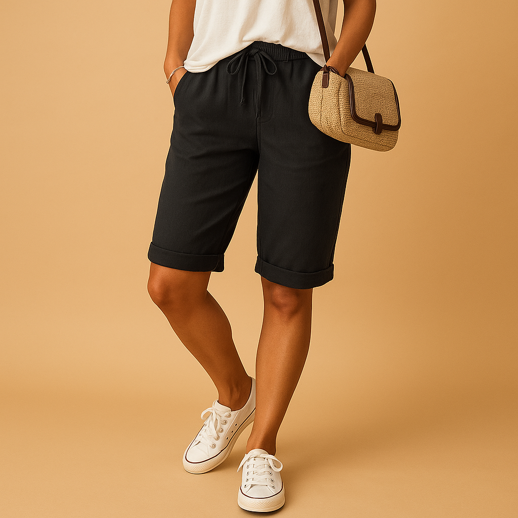 Serena | Relaxed Black Capri Trousers with Drawstring - Lumina