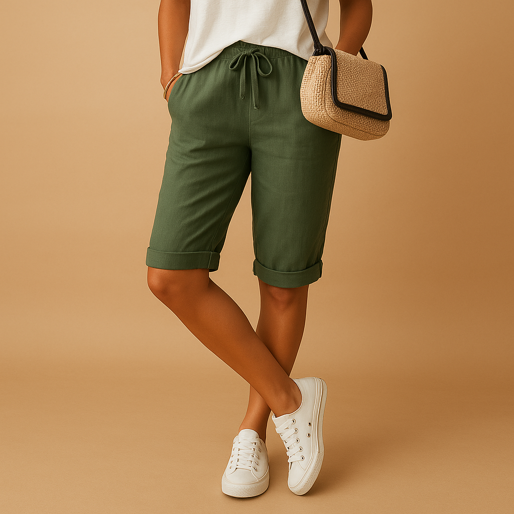 Serena | Relaxed Black Capri Trousers with Drawstring - Lumina