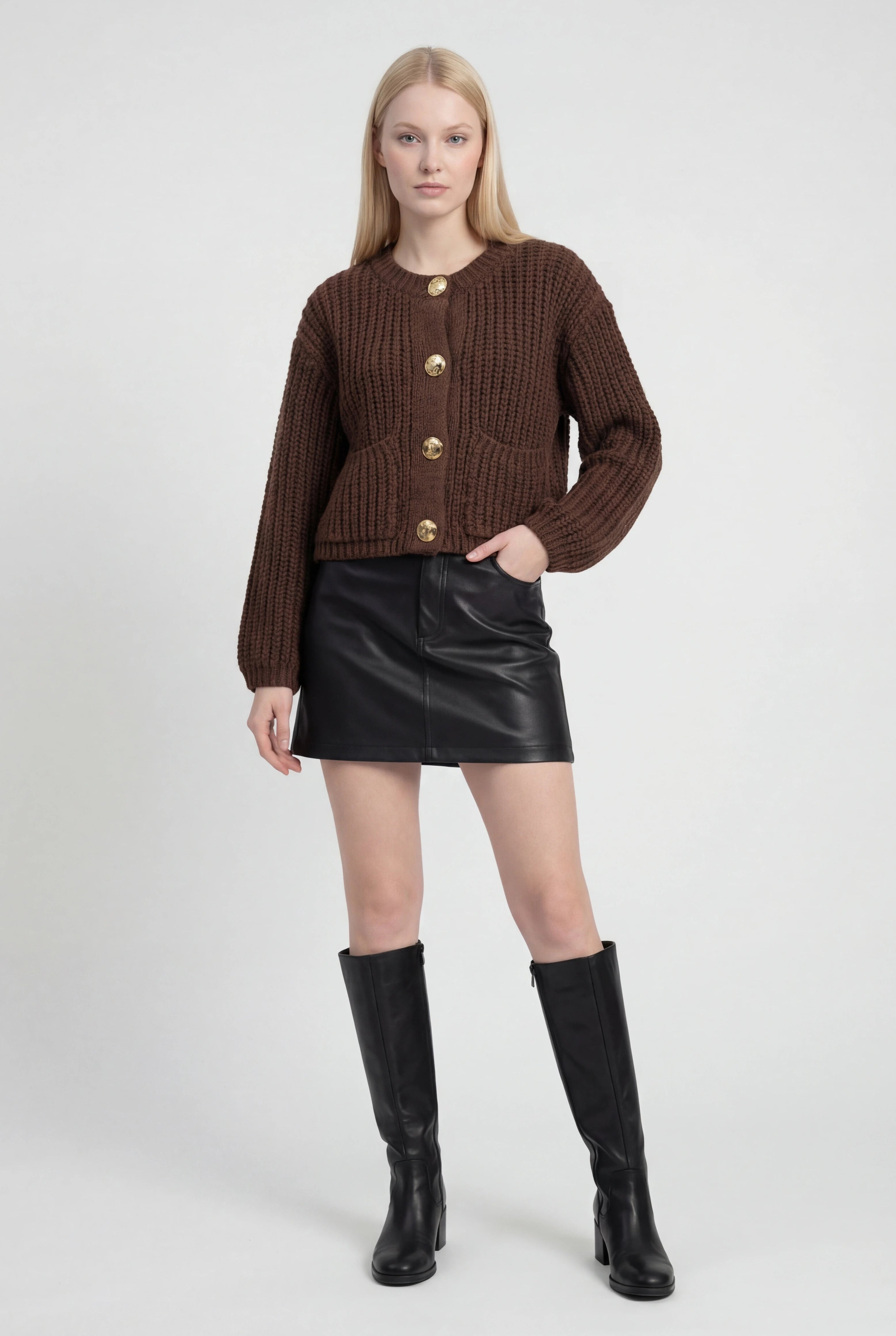 Sophia | Cozy Brown Knit Cardigan with Relaxed Fit - Lumina