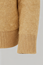 Sophia | Cozy Brown V-Neck Sweater with Flattering Fit - Lumina