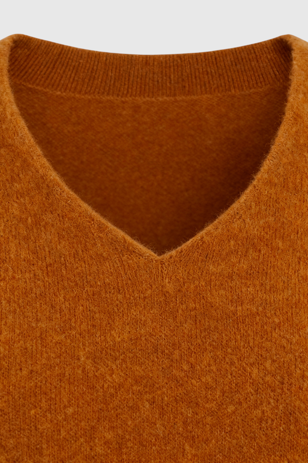 Sophia | Cozy V-Neck Orange Sweater with Flattering Fit - Lumina