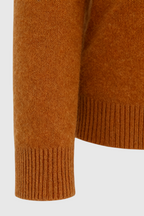 Sophia | Cozy V-Neck Orange Sweater with Flattering Fit - Lumina