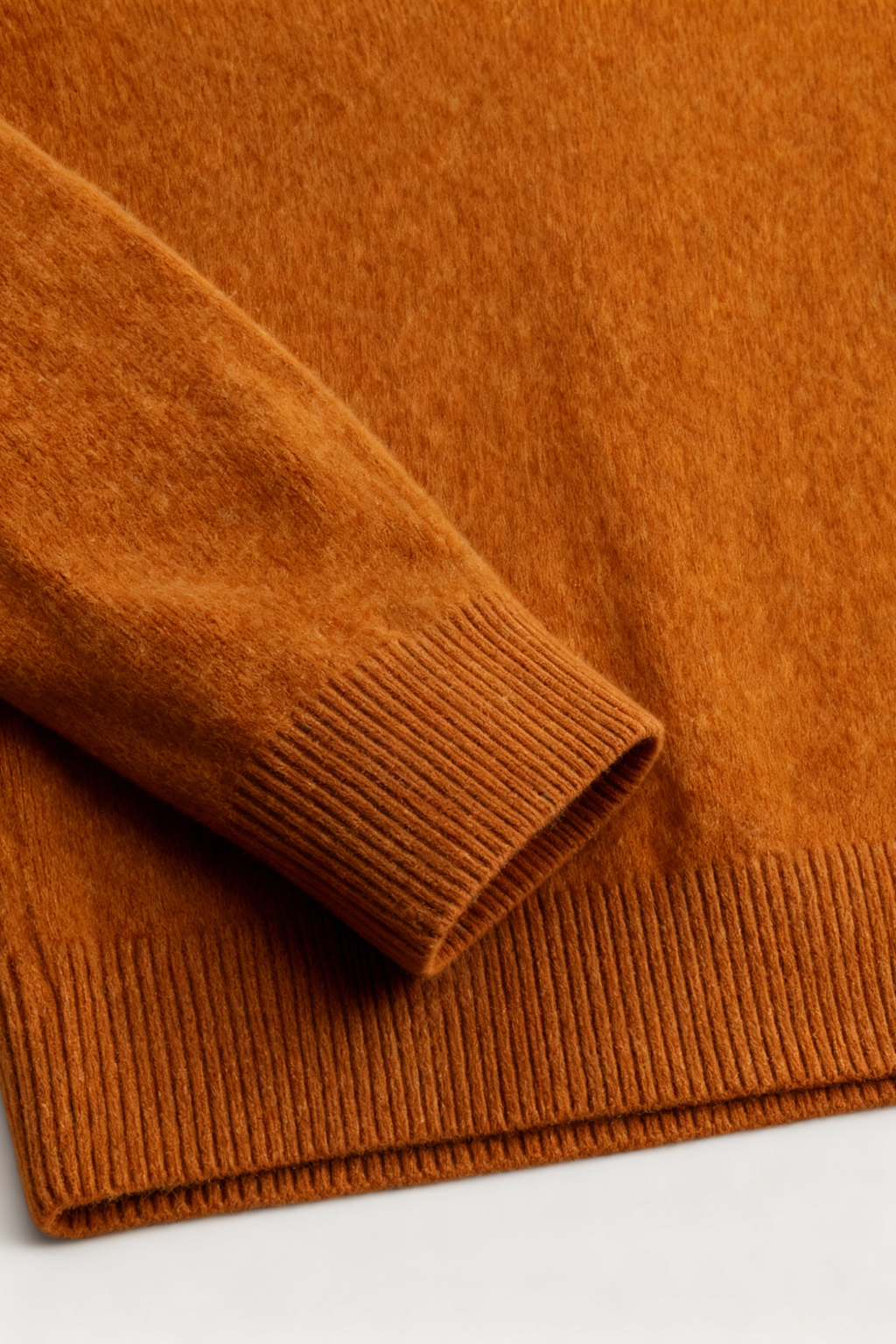 Sophia | Cozy V-Neck Orange Sweater with Flattering Fit - Lumina