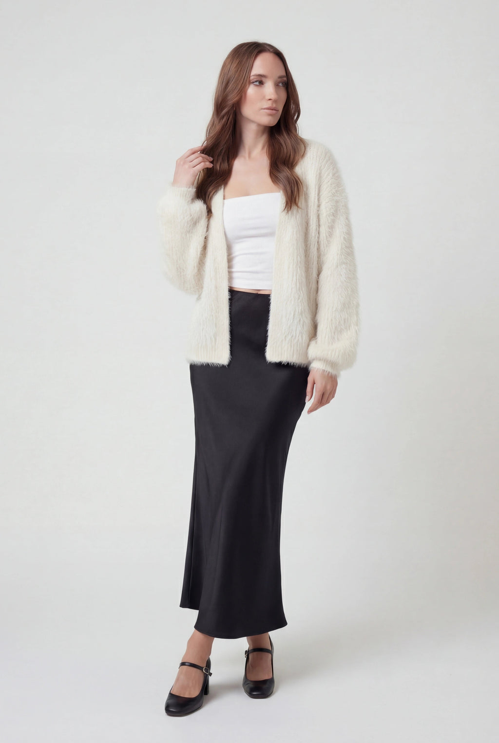 Sophia | Cozy White Knit Cardigan with Ribbed Hem - Lumina