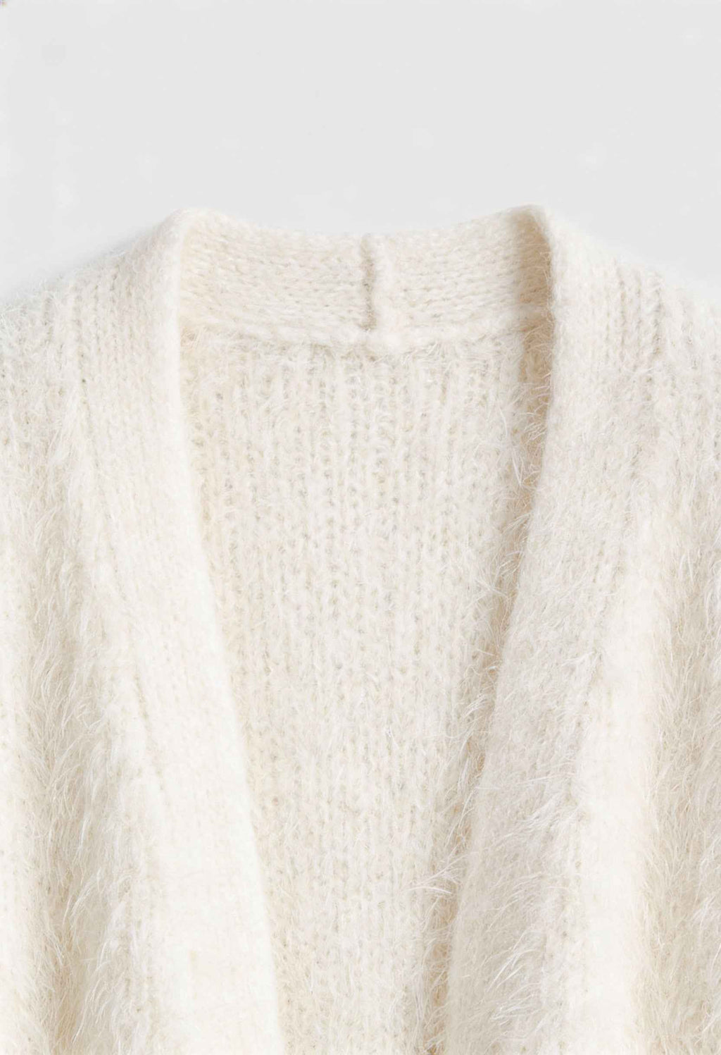 Sophia | Cozy White Knit Cardigan with Ribbed Hem - Lumina