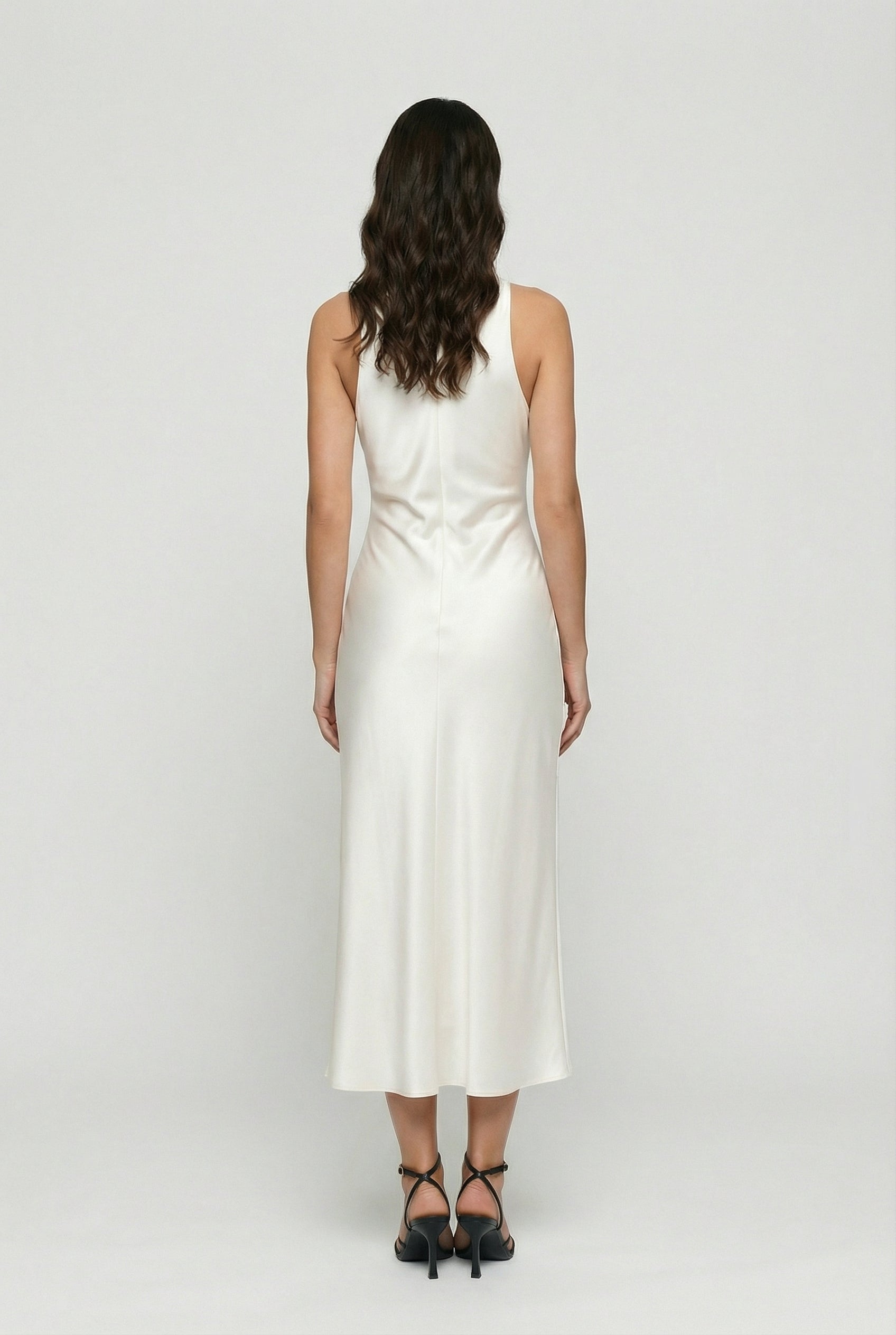 Sophia | Elegant Beige Summer Dress with Adjustable Fit - Lumina