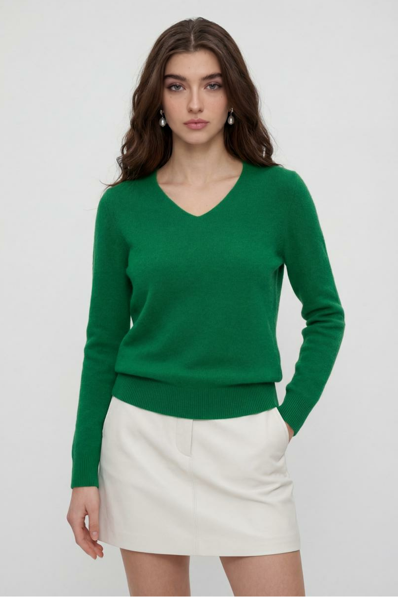 Sophia | Elegant Green V-Neck Sweater with Fitted Silhouette - Lumina